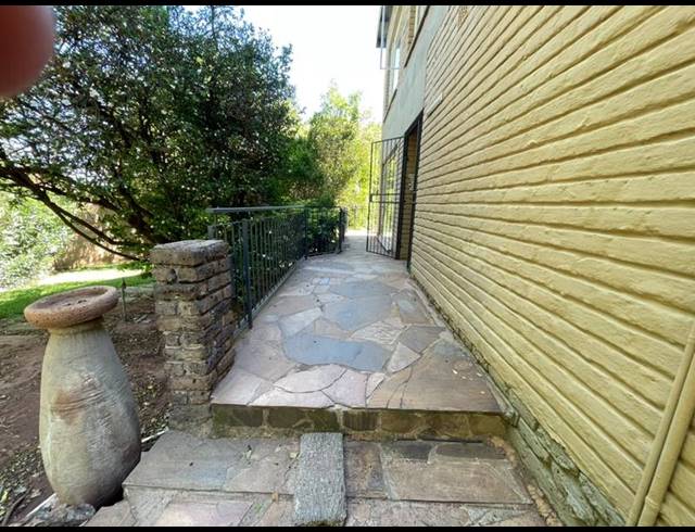 4 BEDROOM HOUSE FOR SALE IN BREAUNANDA